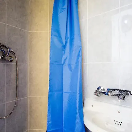 #private C Проживание в семье